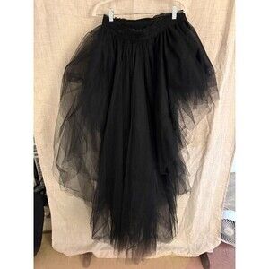 Widow high-low tulle overskirt